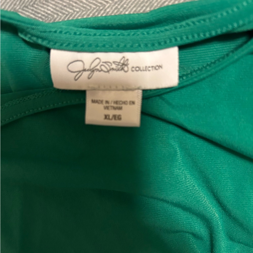 Jaclyn Smith Green Blouse
